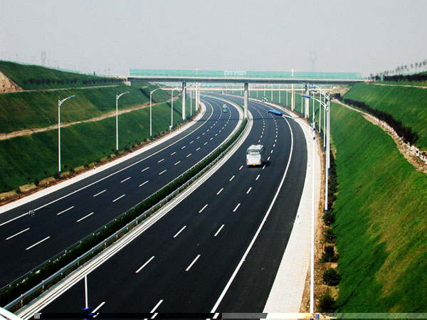 西安鹹陽國際機場專用高速公路